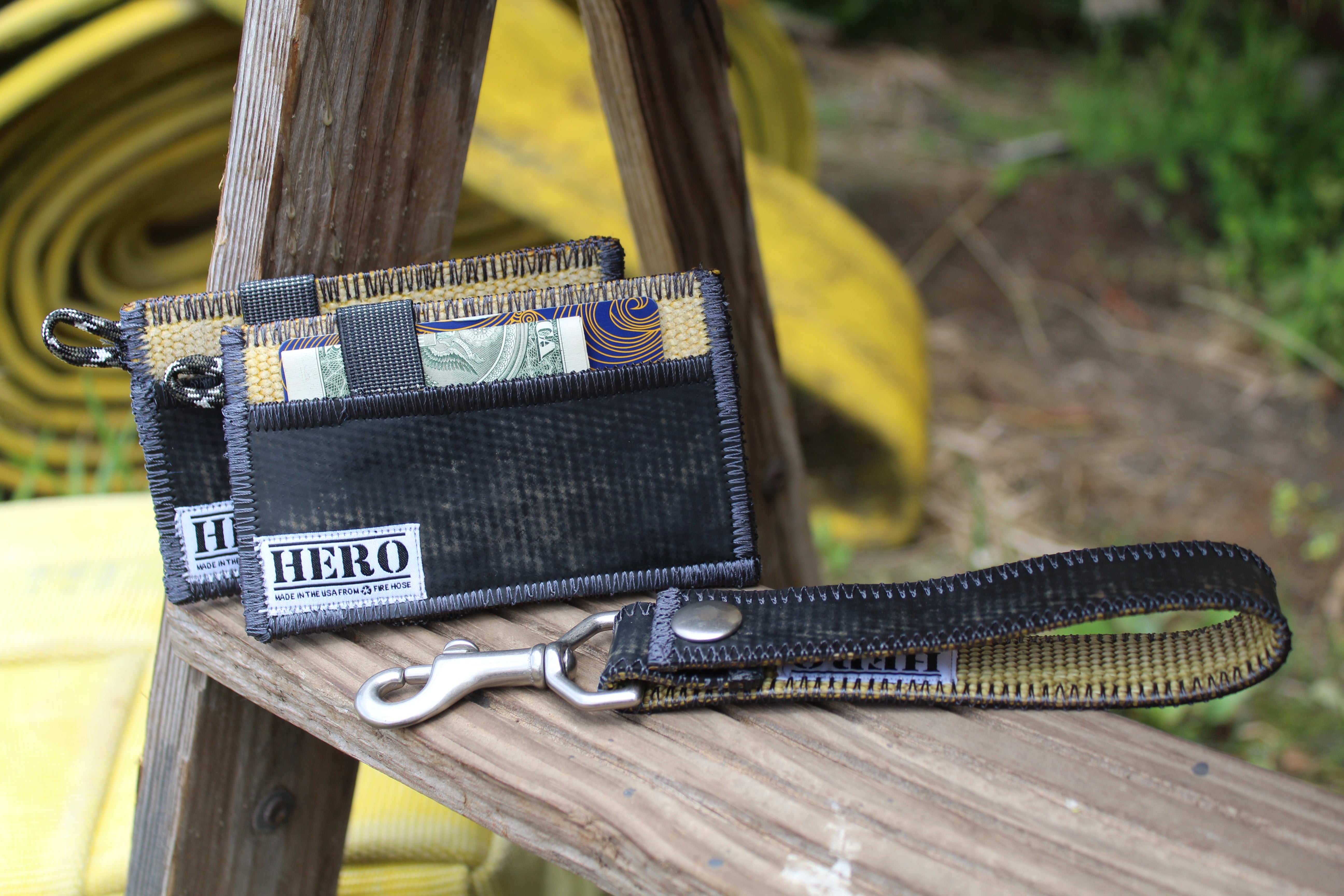 Pocket HERO Wallet & Clip Keychain - 'Smoke'